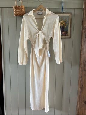 NWT Cream Tie-Front Maxi Dress